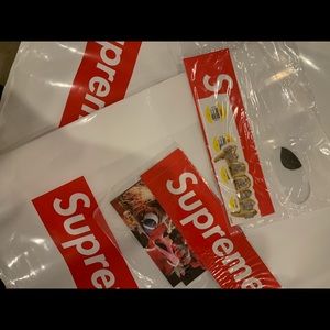 Supreme accessories